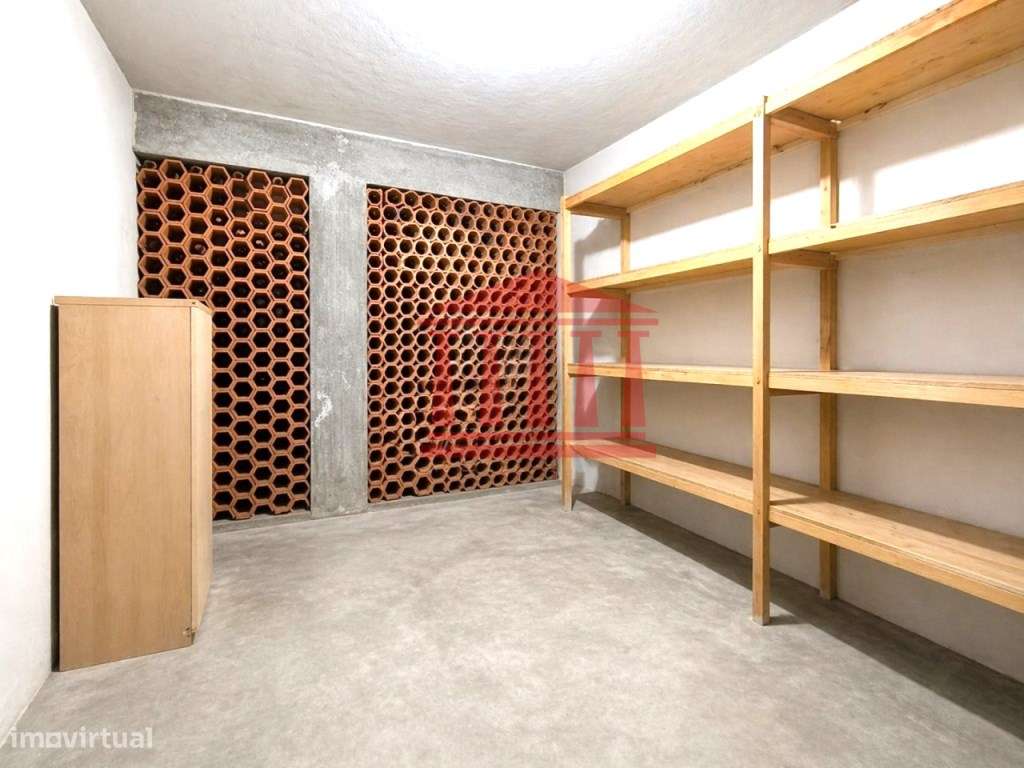 APARTAMENTO T3 COM LUGAR DE GARAGEM-7