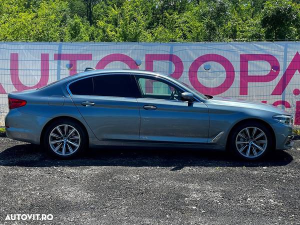 BMW Seria 5 530i xDrive AT - 7