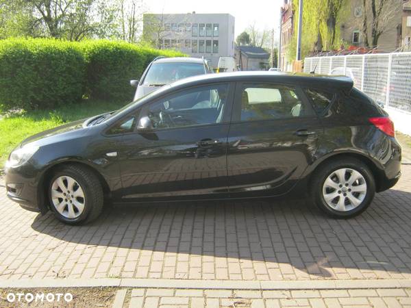 Opel Astra IV 1.4 T Energy EU6 - 7