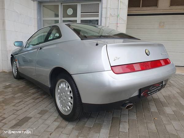 Alfa Romeo GTV 2.0 TS - 3