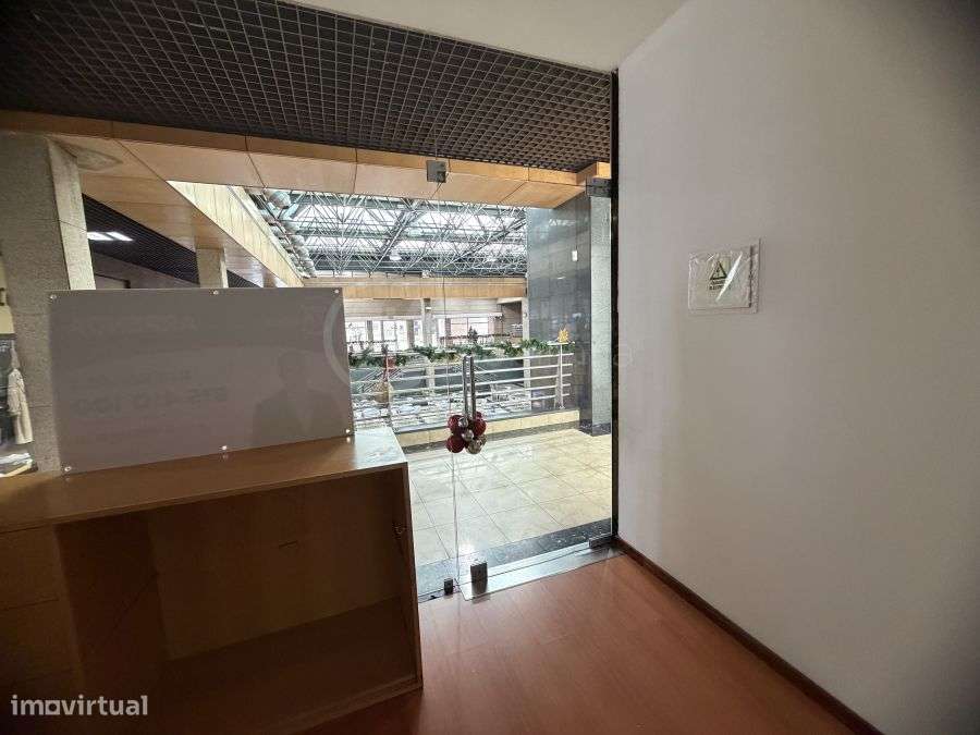 Loja na Praça - Marco de Canaveses - Grande imagem: 4/8