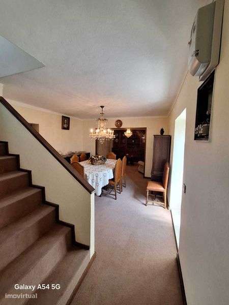 Vivenda T5 na pitoresca e sossegada Vila de Salto - Grande imagem: 5/12