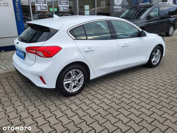 Ford Focus 1.0 EcoBoost Trend Edition - 16