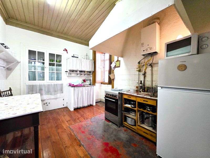 Moradia T4 à venda em Mangualde - Grande imagem: 4/8