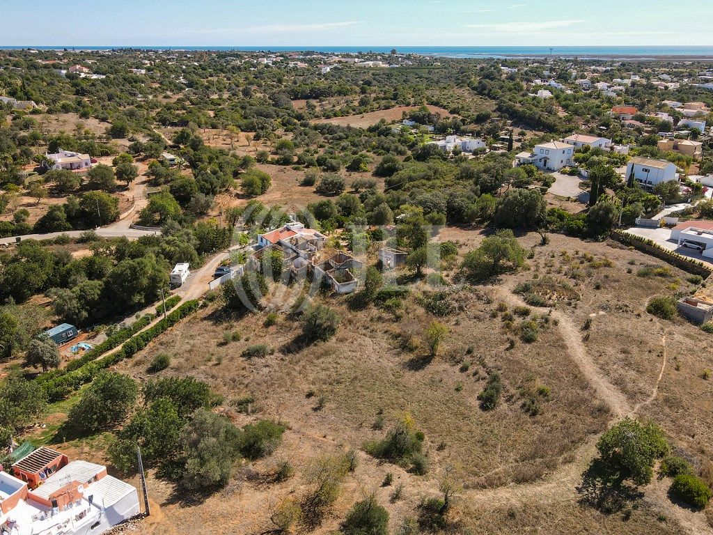 Terreno com vista mar, em Moncarapacho, Olhão, Algarve