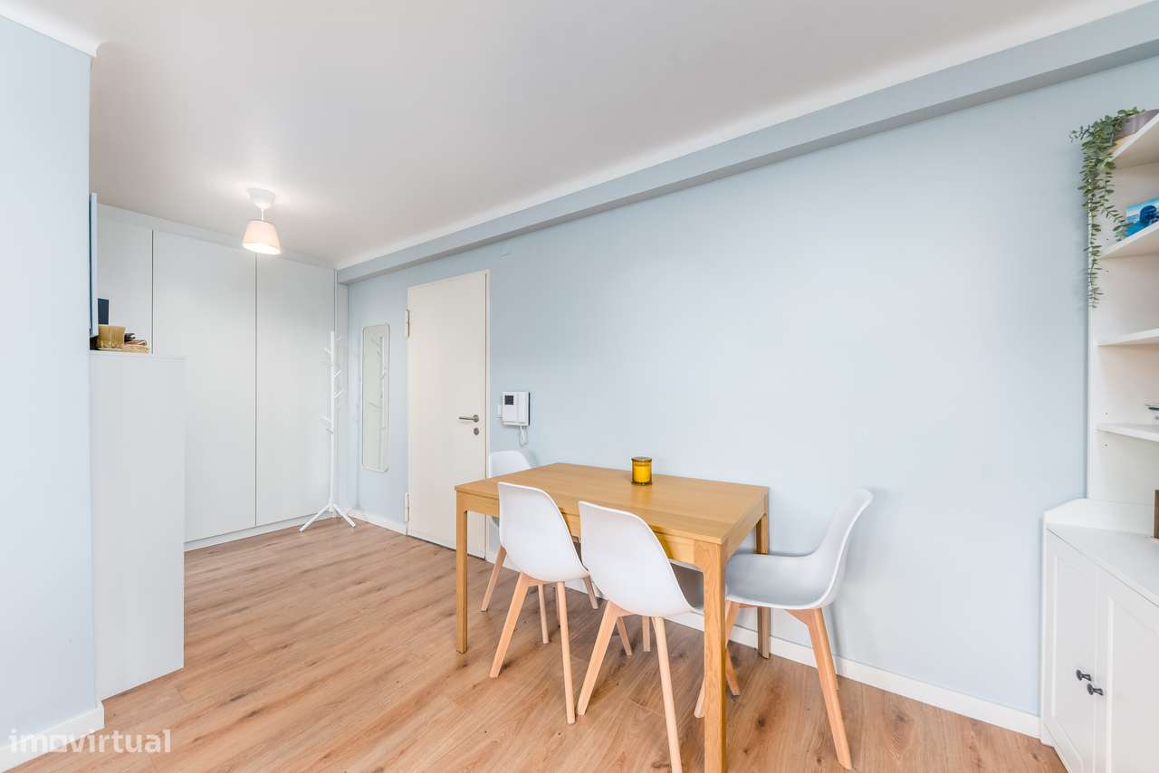 Apartamento 3 assoalhadas | Remodelado | Arrecadação | 5m do Metro-14