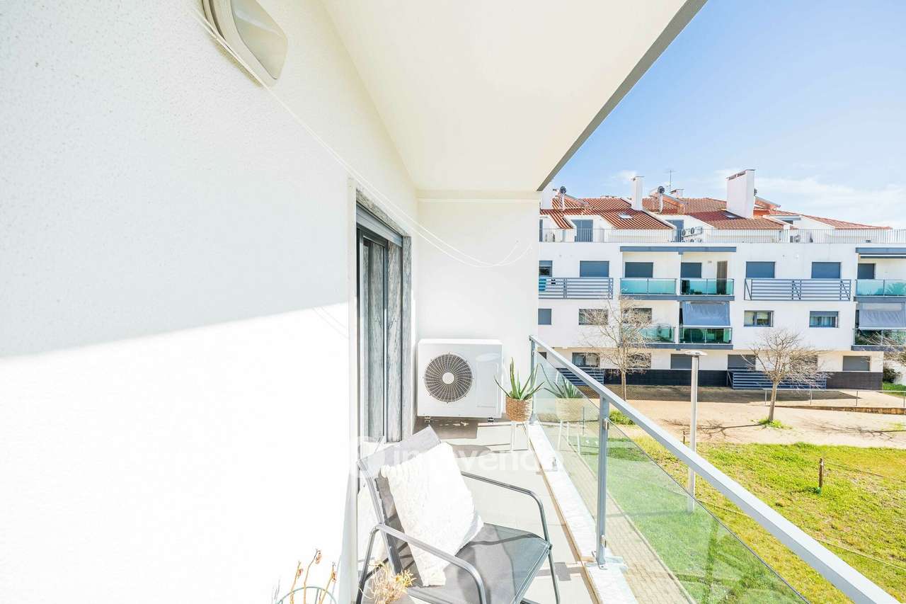 Apartamento T4 Duplex, com estacionamento e arrecadação, no Barreiro-32