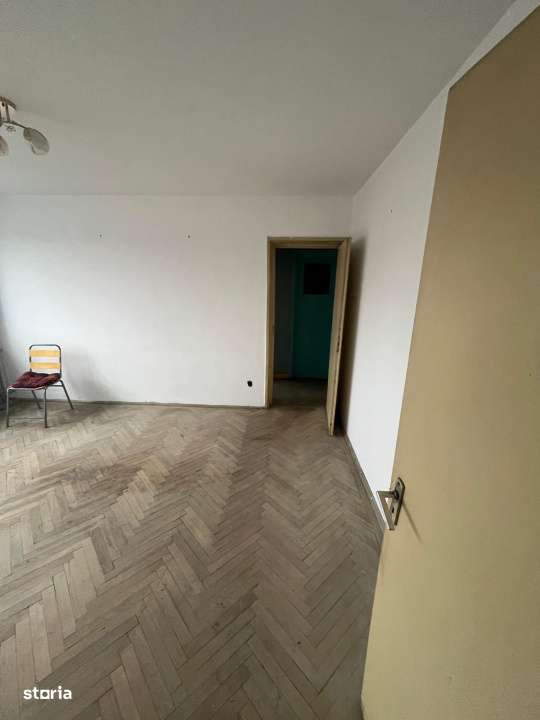 Apartament -3 camere - semidecomandat - Titan - Imagine principală: 3/15
