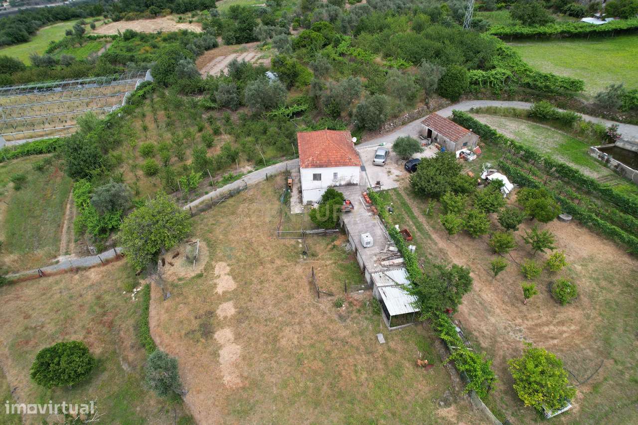 Quinta em Miomães, Resende | Um refúgio rural com cerca de 4 hectares-0