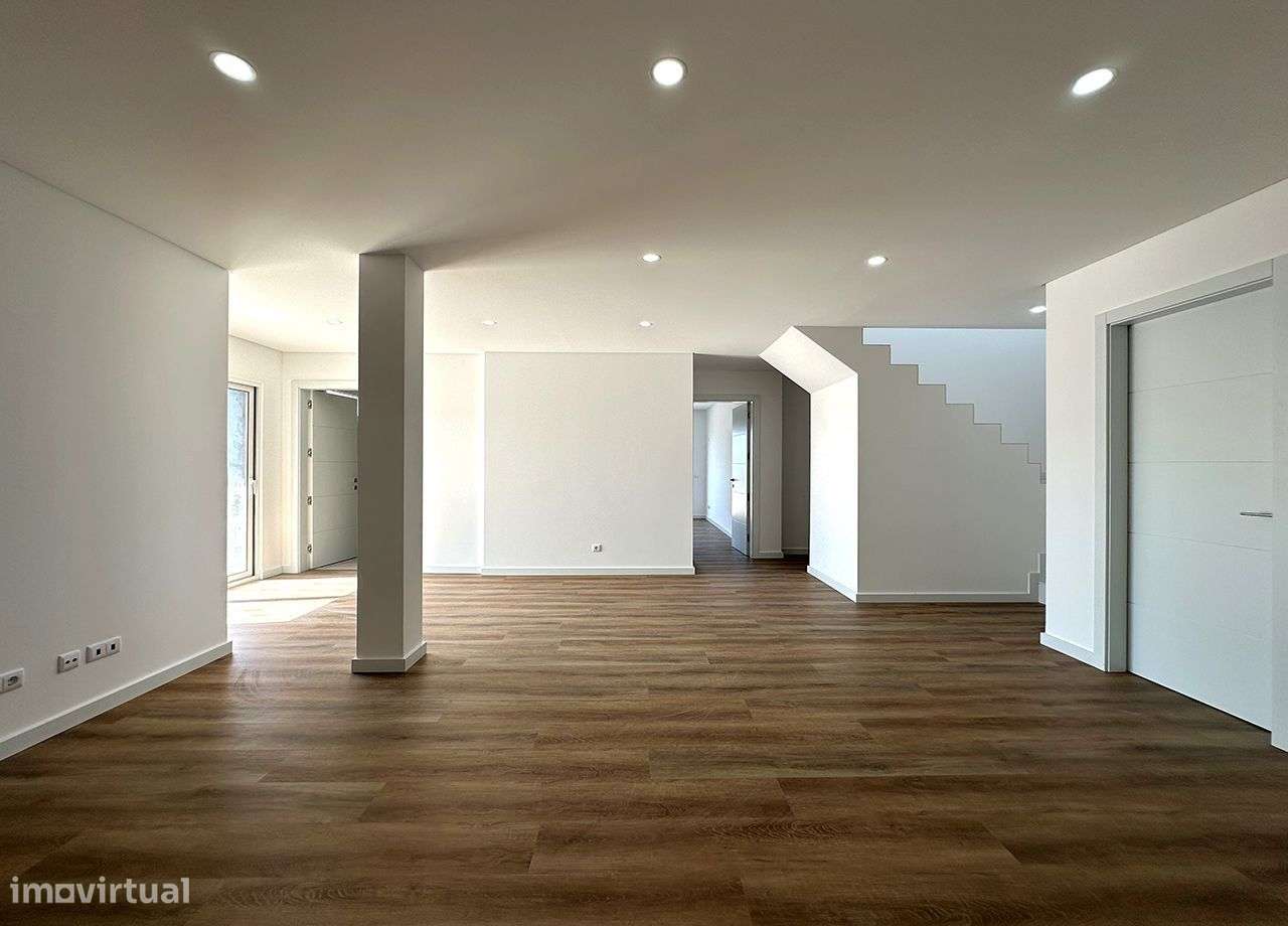 Magnífica Moradia V4 com vista desafogada - Abelheira Lourinhã-28