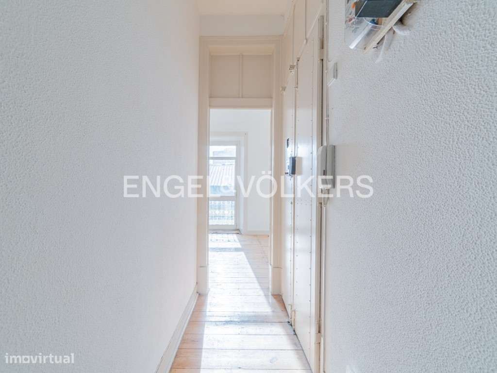 Apartamento T3 para Remodelação no Centro - Grande imagem: 5/22