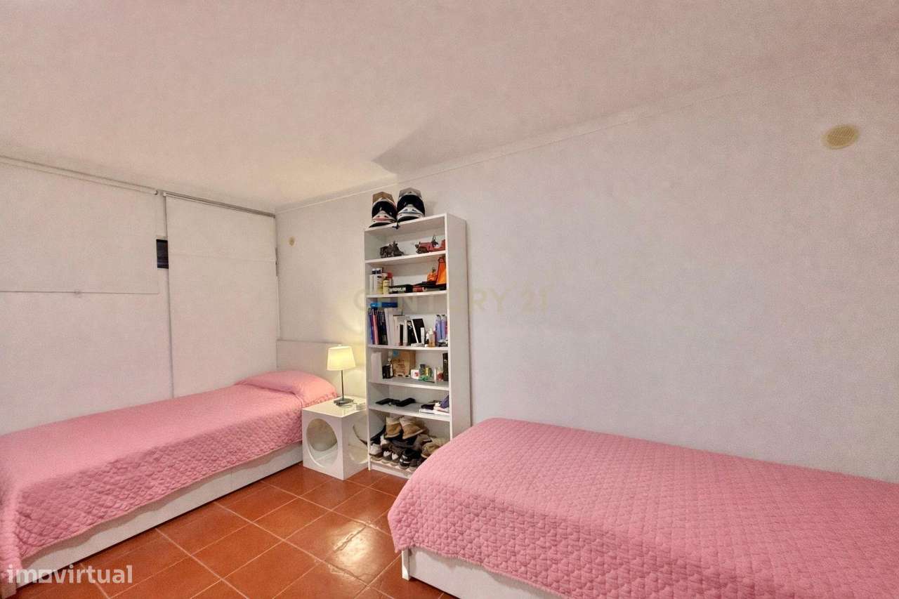 Moradia em Sesimbra T2+2 com vista-35