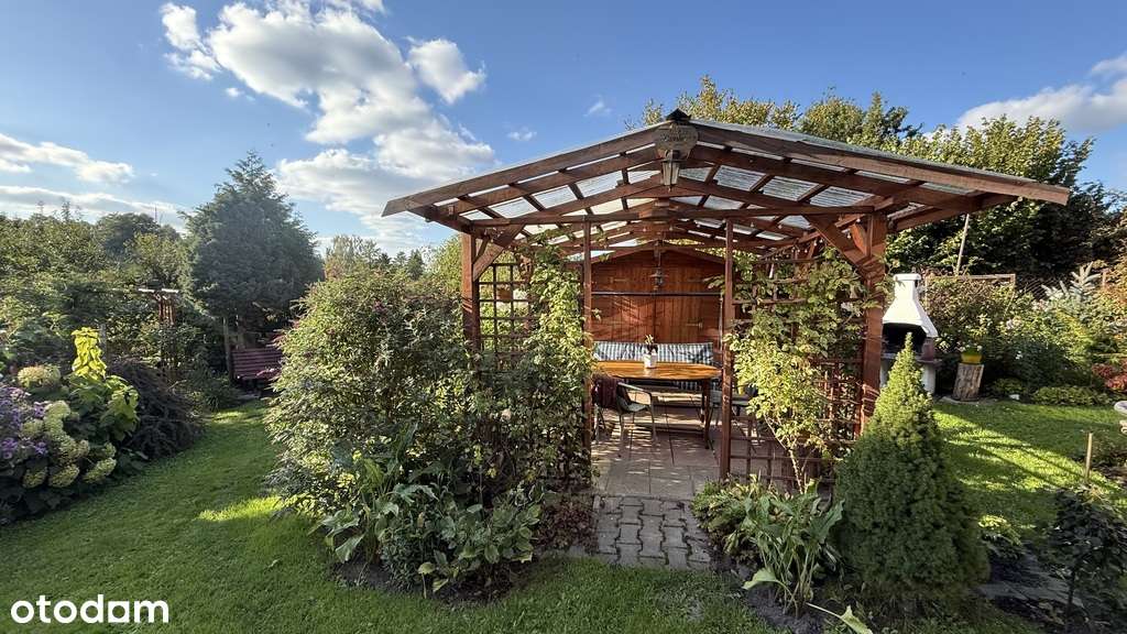 Dwa mieszkania w jednym domu-4