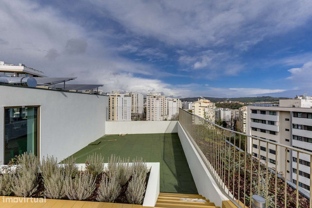 Luxo Contemporâneo em Miraflores: T1 Novo com Varandas, Piscina e Giná - Grande imagem: 5/30