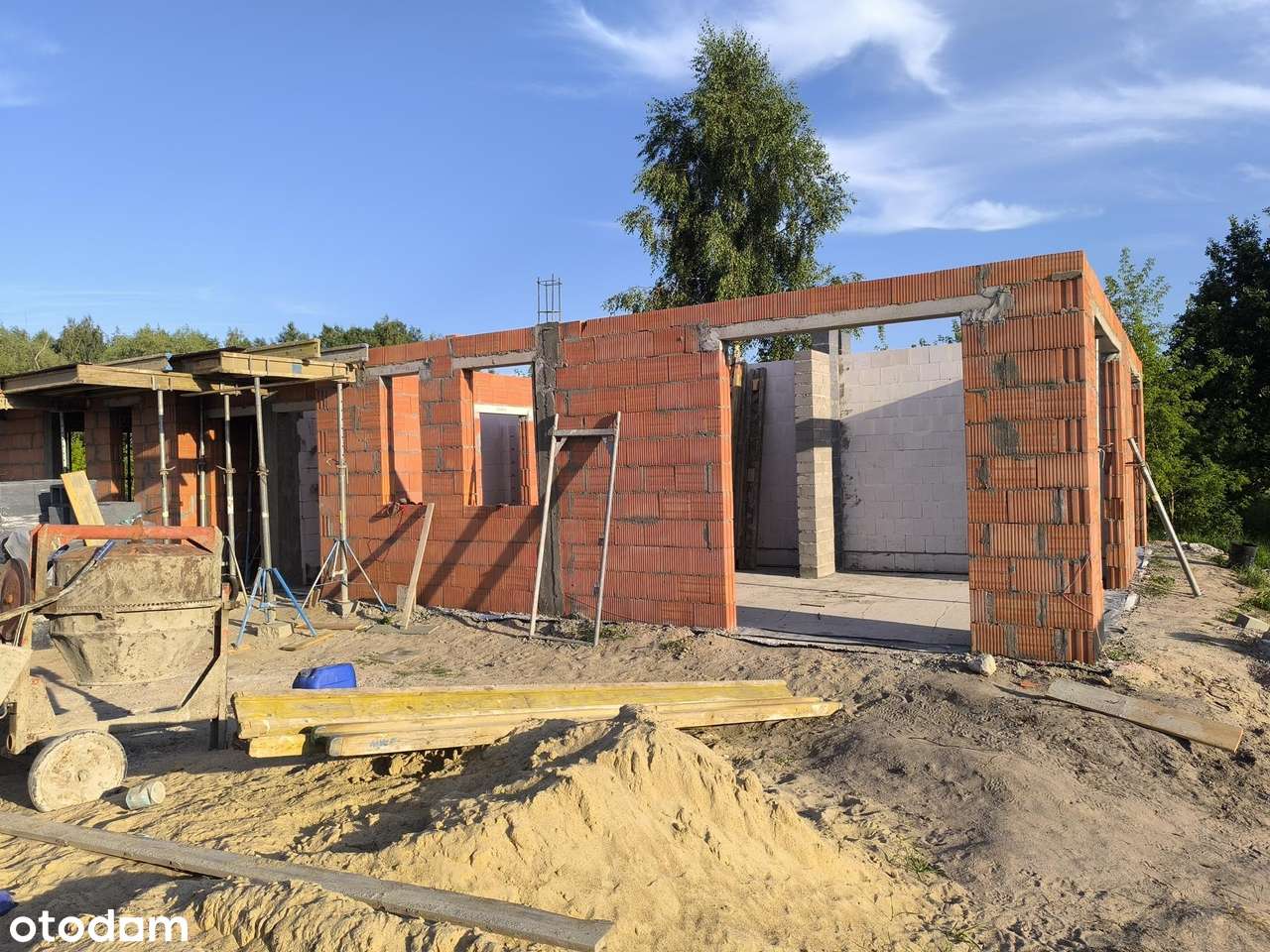 4 Pokoje + Poddasze 42m² | Ogród | Bez Czynszu | Klima | PV-12