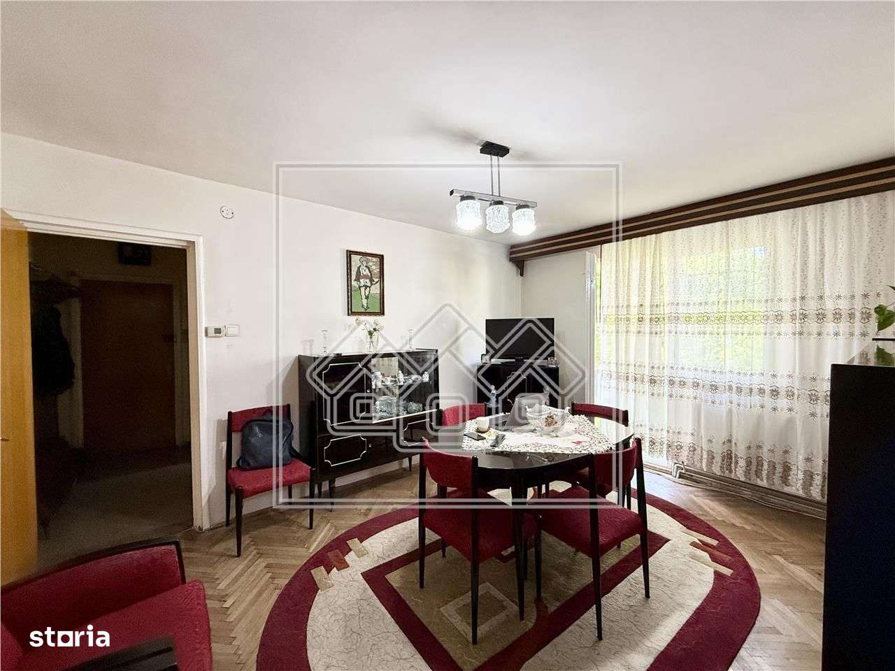 Ap pe Mihai Viteazu, 3 camere, etaj intermediar, balcon - Imagine principală: 4/13