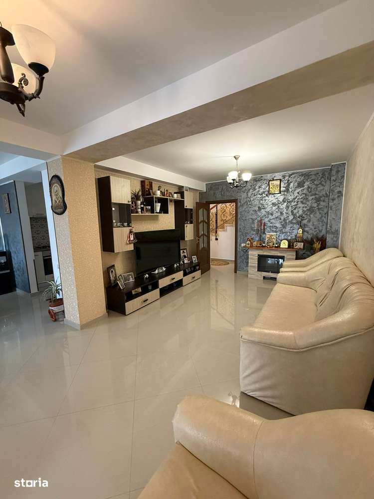 Vila tip Duplex , gata de mutat!-9