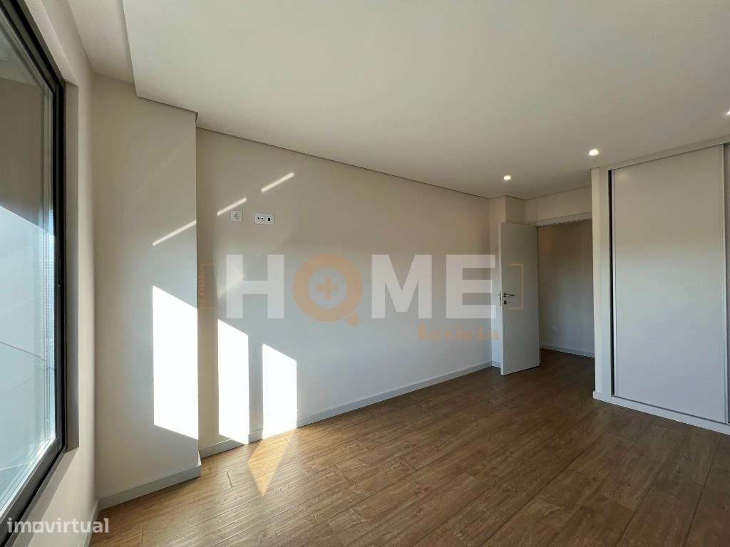 EXCELENTE Apartamento T3 NOVO | em plena Av. da Boavista-25