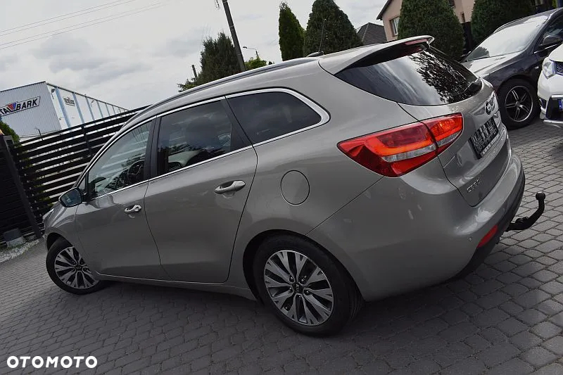 Kia Ceed 1.6 GDI Platinum Edition - 3