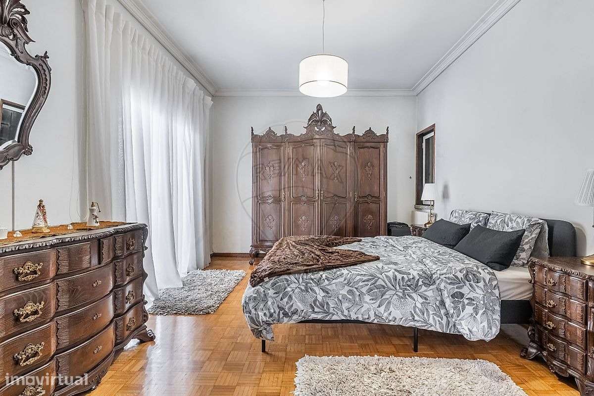 Moradia T5 individual em Nogueira - Braga-18