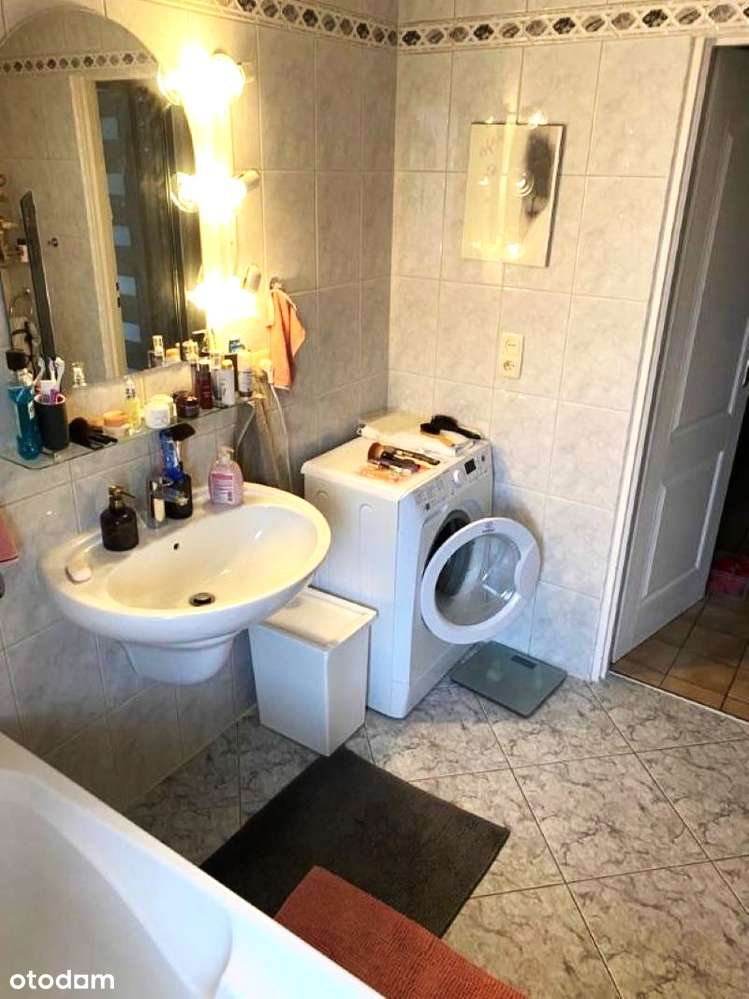 Stare Miasto, 2 pokoje, duży balkon, piwnica-10