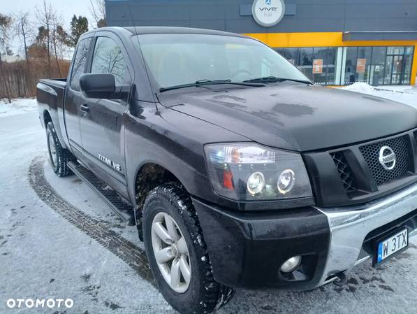 Nissan Titan 5.6 V8 SE Crew Cab - 2