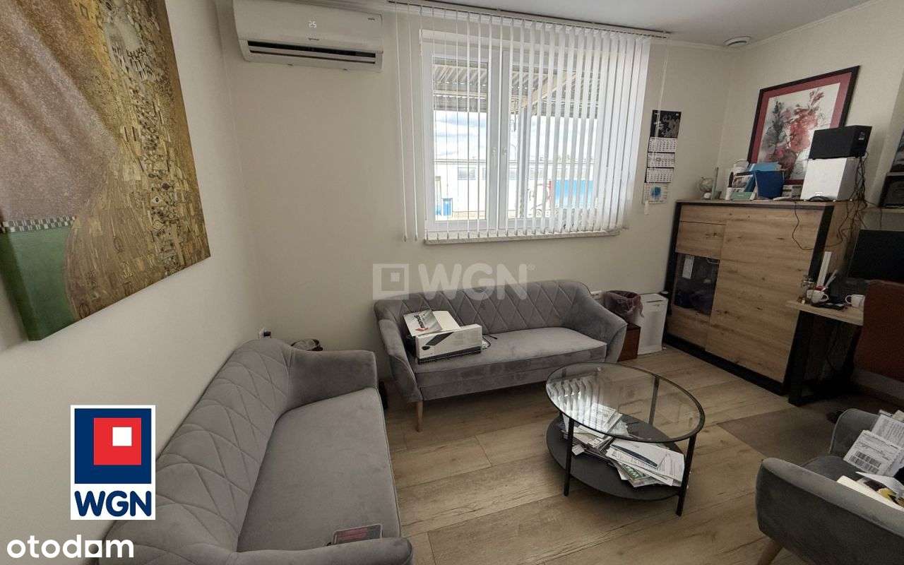 Dwie hale przemysłowe-17