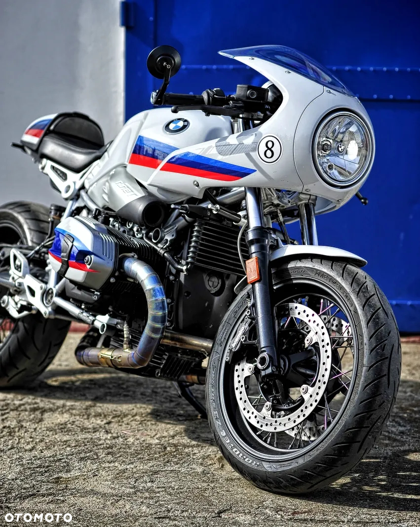 BMW R - 2