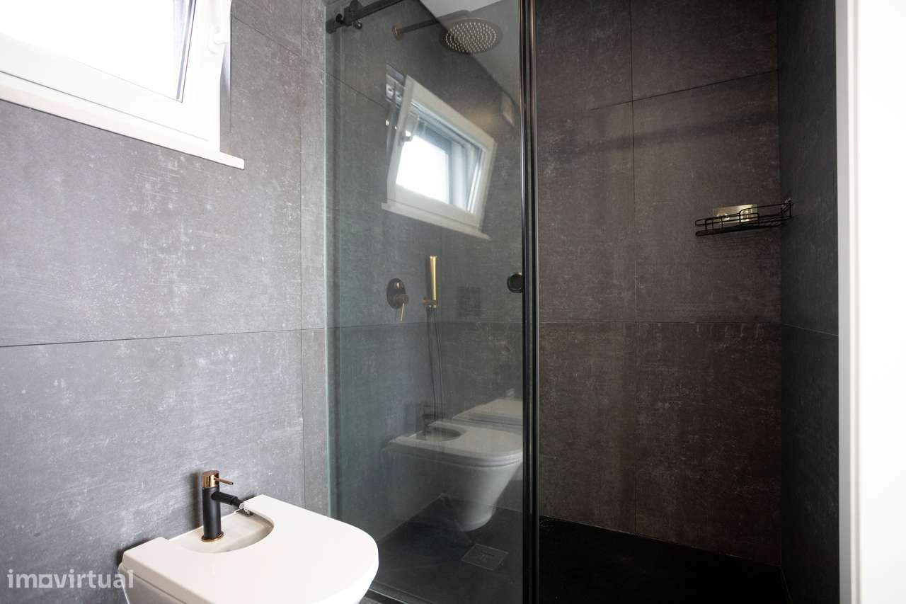 Moradia T4 Semi-Nova-19