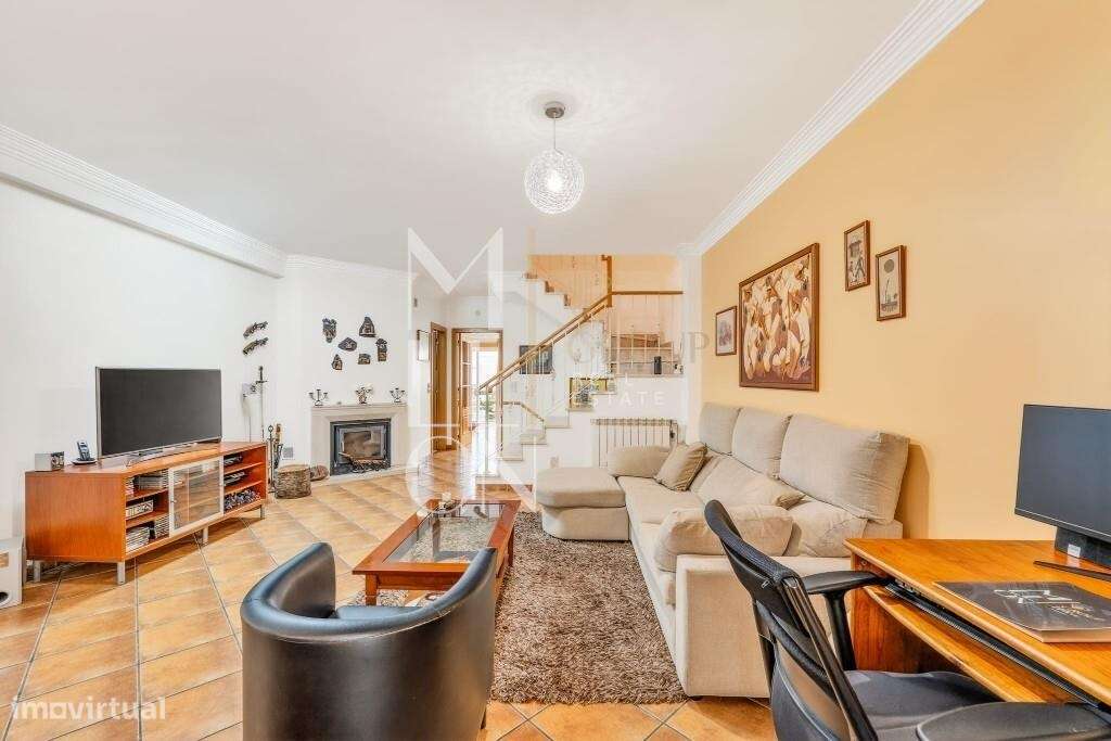 Moradia T2+2 Triplex – Caneças - Grande imagem: 5/18