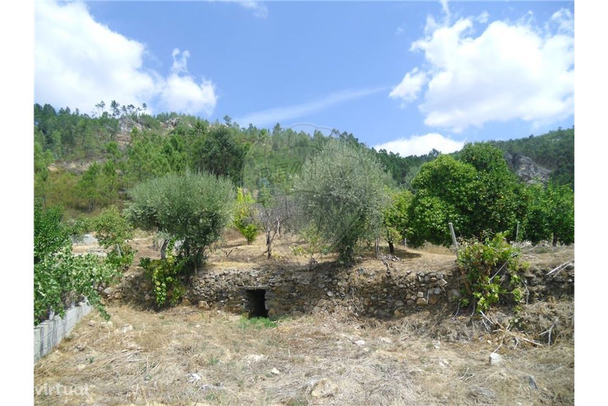 TERRENO AGRÍCOLA COM ÁREA DE 1760m² !!