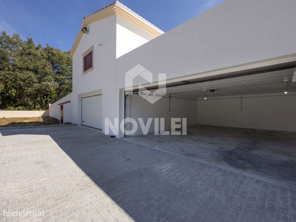 Moradia Isolada Térrea, renovada, 1500m2 de terreno murados-24