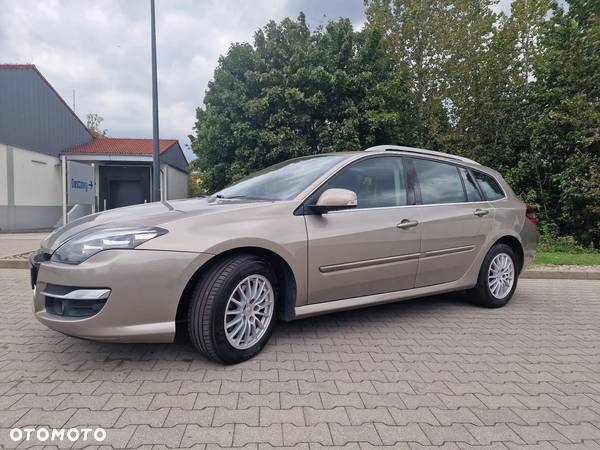 Renault Laguna 2.0 dCi Tech Run - 4