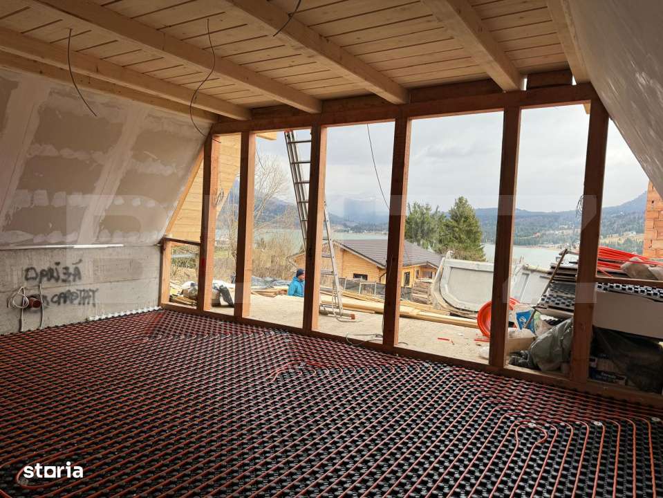 Doua cabane tip A, de vanzare, cu priveliste panoramica spre lac - Imagine principală: 2/4