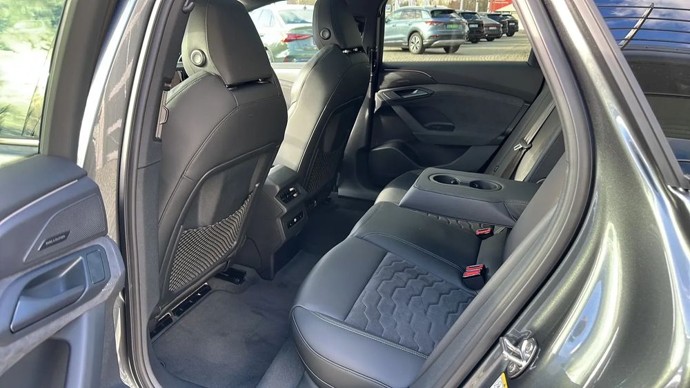 A6 e-tron Avant Performance 367KM Demo