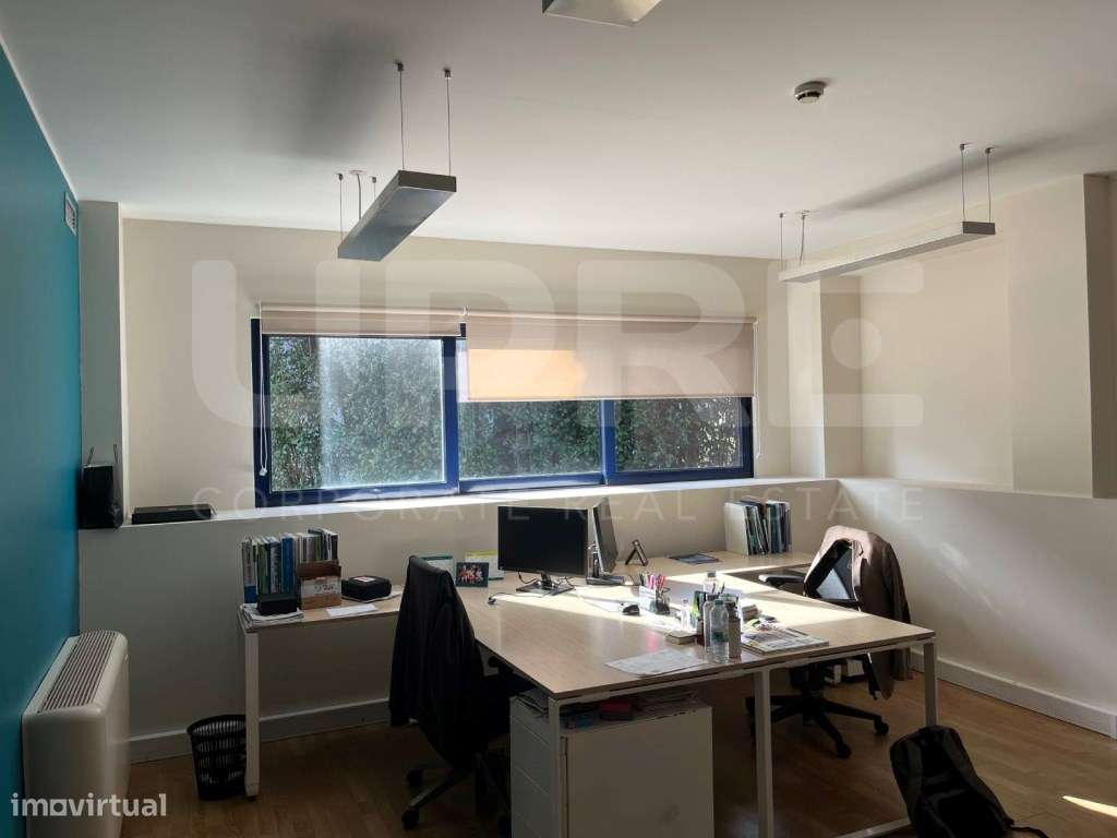 Armazém c/ escritórios | ARRENDA | Maia (ZI) - Grande imagem: 2/5