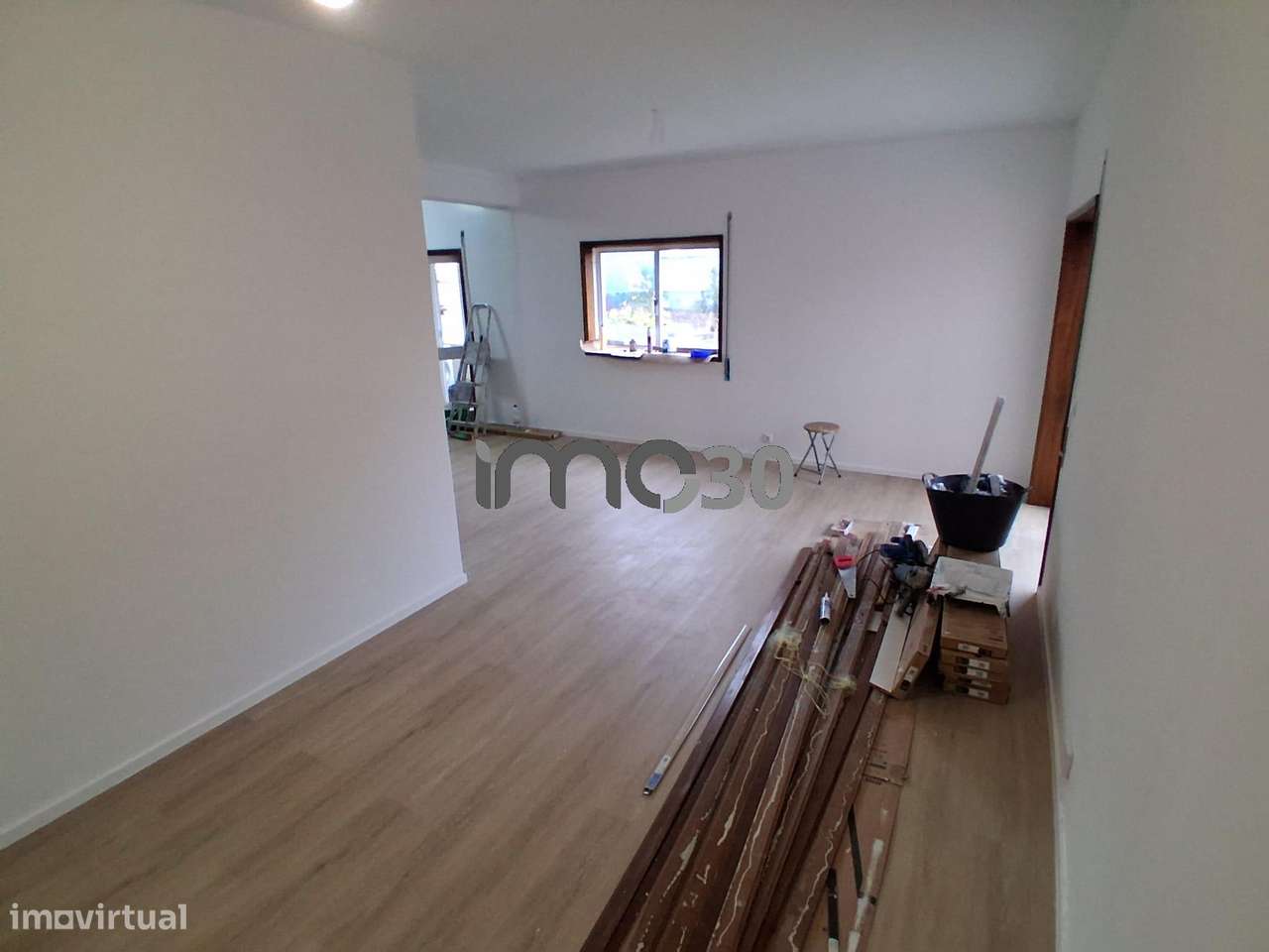 Apartamento T2 Renovado a 500m do Metro - Grande imagem: 3/10