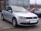 Volkswagen Jetta 1.6 TDI Trendline - 2