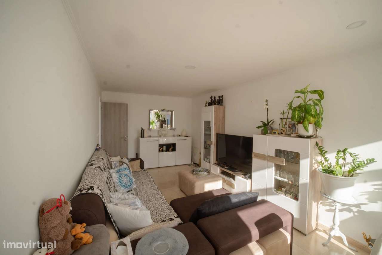 Venda - Apartamento Amora - Grande imagem: 2/16