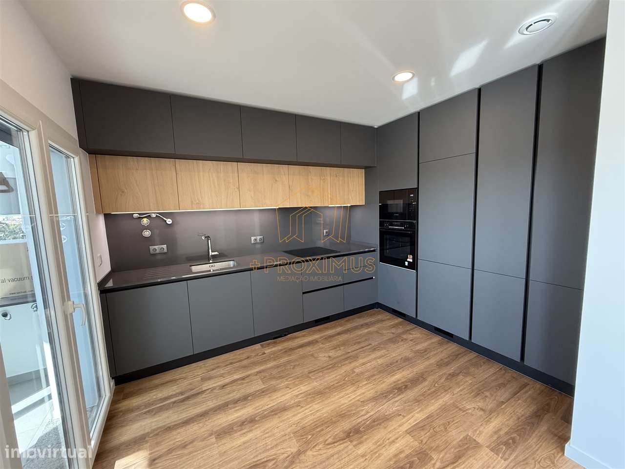 Apartamento T3 novo c/ garagem– Tavarede-9