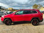 Jeep Cherokee - 33