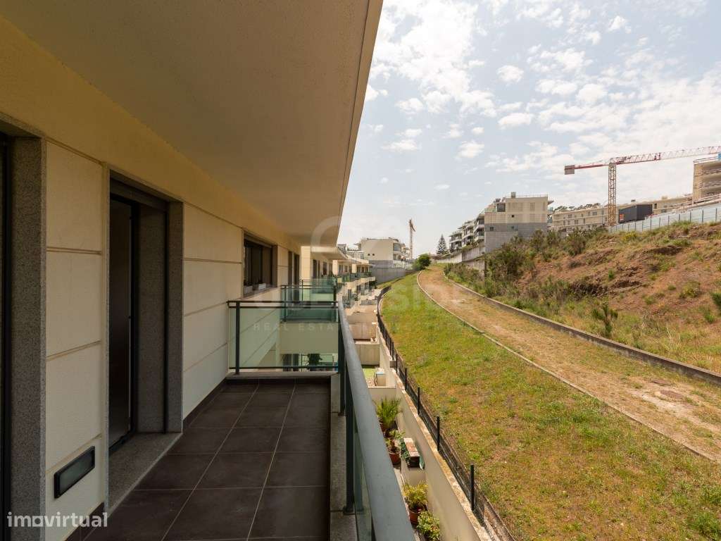 Penthouse T3 com terraço - Oeiras-50