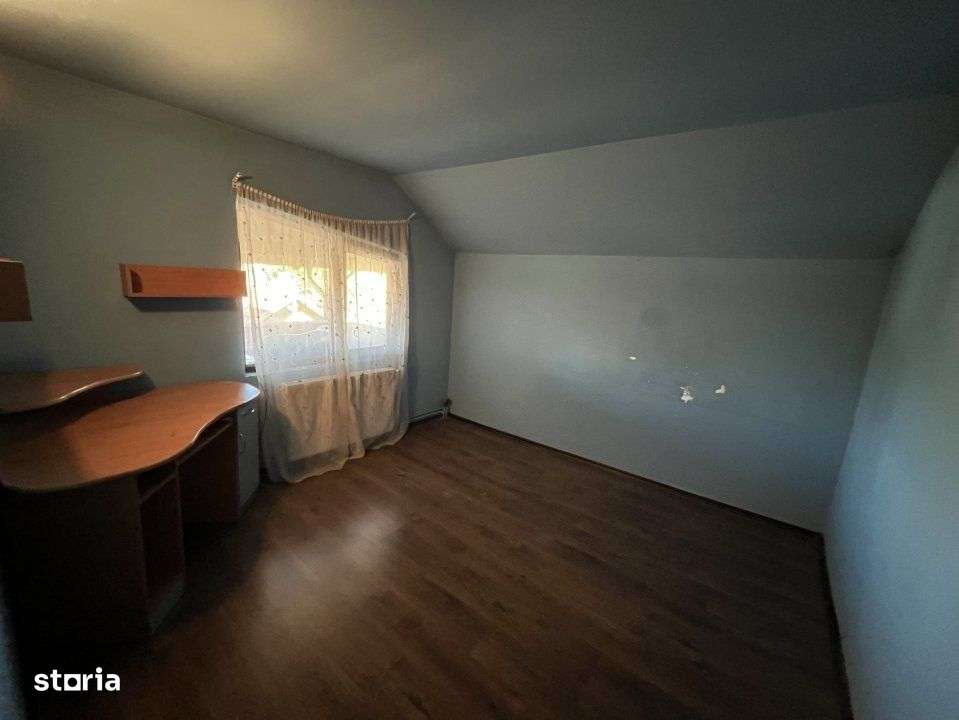 Exclusivitate! Vila P+M inalta, 5 camere, Valu lui Traian!-13