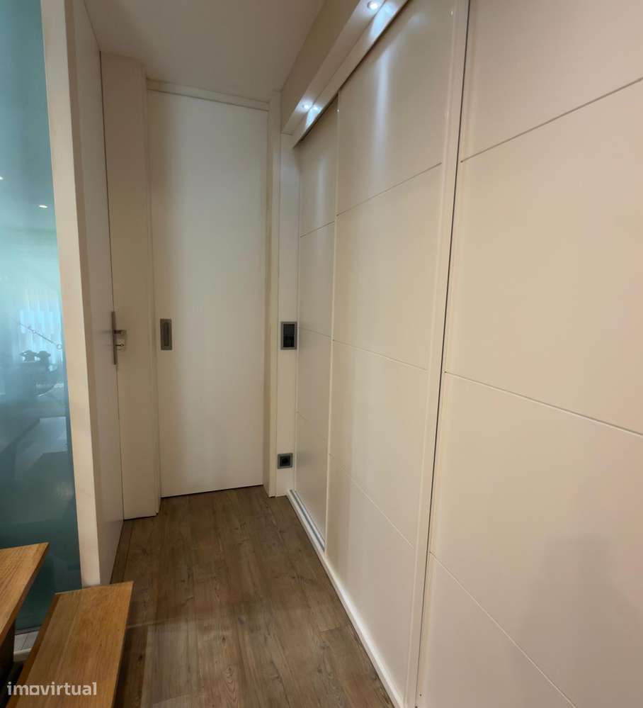 Apartamento T3 Duplex ao Monte dos Burgos-11