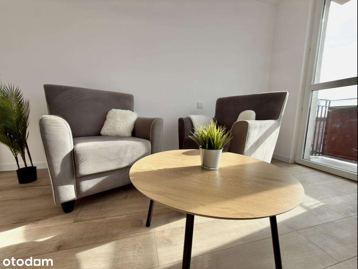 3 pokoje z balkonem po remoncie Plac Teatralny-0