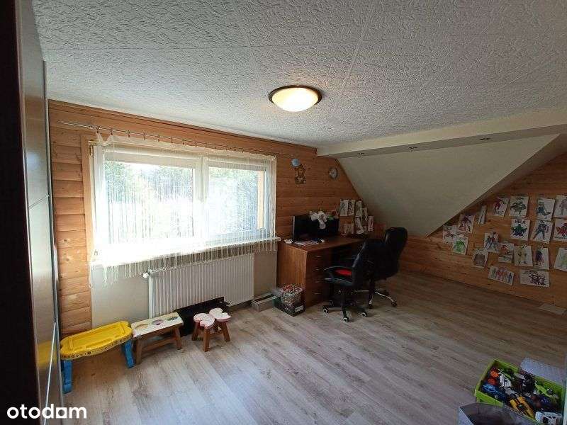 Piękny dom z dużym tarasem, dostępny od zaraz!-10