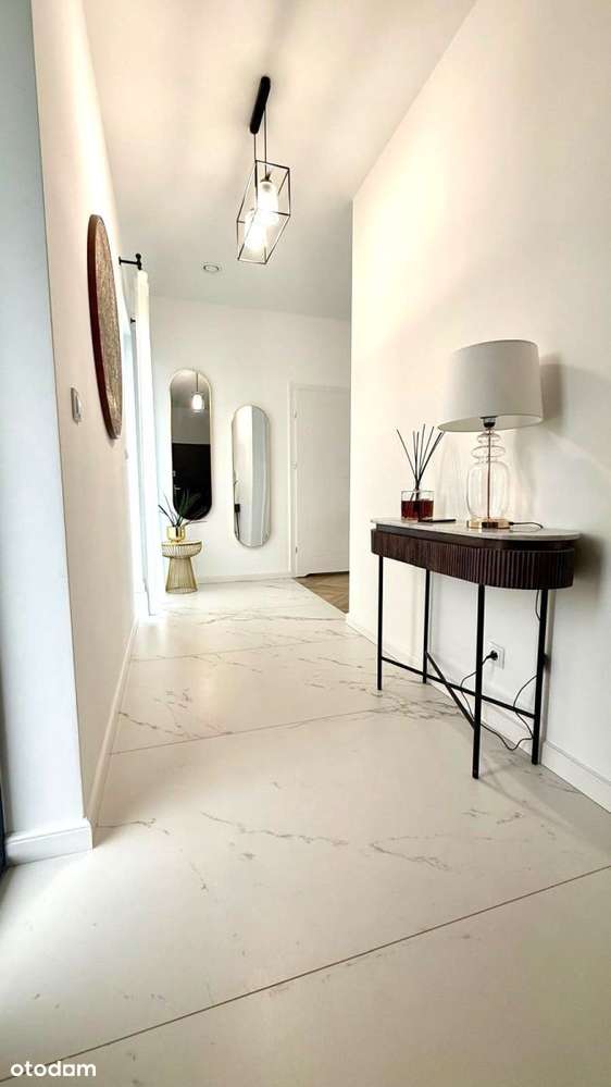 5 sypialni / nowy / wolnostojący/ 7 min do Bielan-4