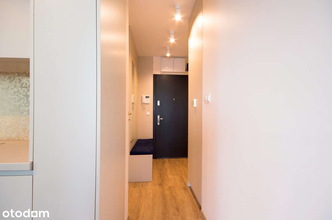 Nowe, całkowicie wyposażone, z tarasem i ogrodem-11