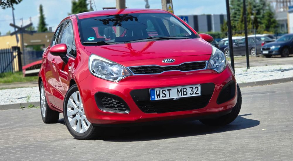 Kia Rio III 1.2 Fifa World Cup Edition 2013