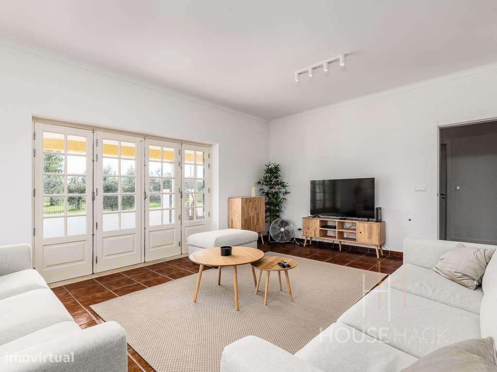 Moradia com piscina junto à Barragem de Castelo de Bode-9